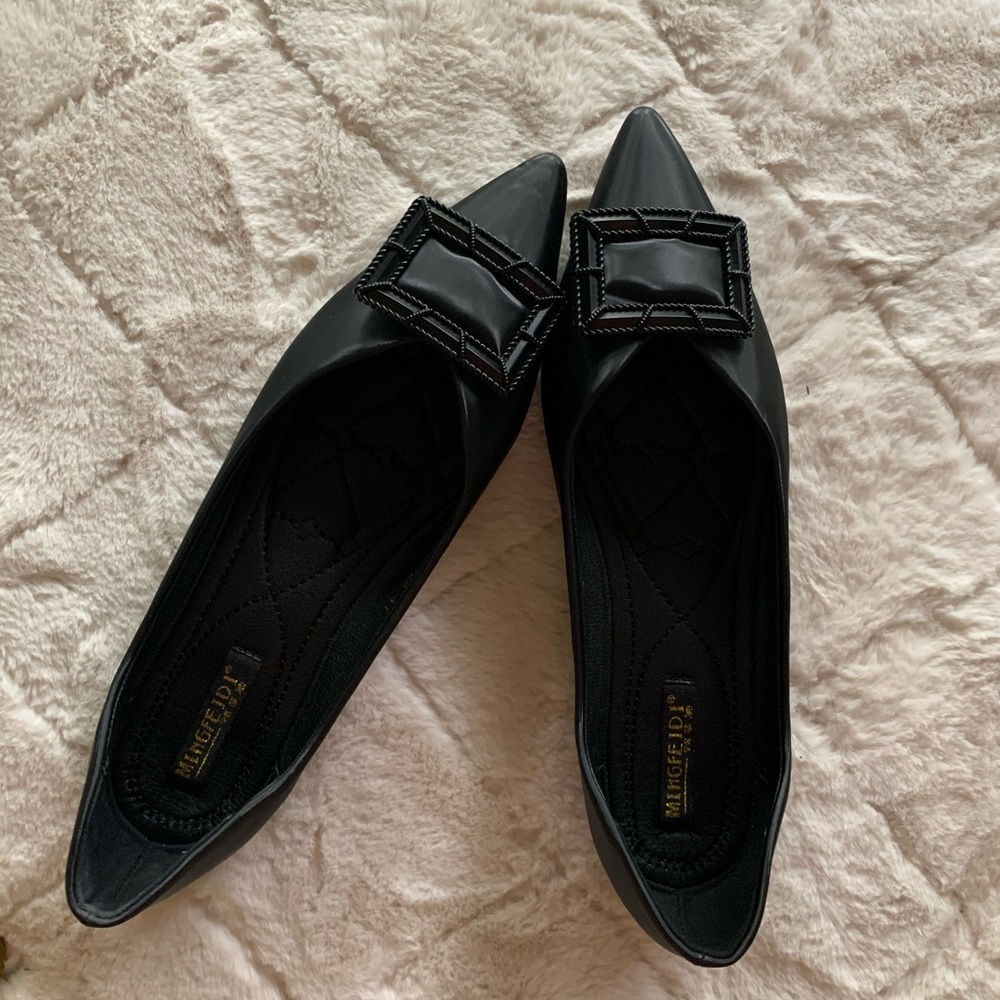 Black flats